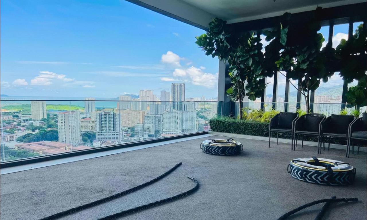 Skypool With Seaview 8Pax Beacon Executive Suites - Georgetown City Centre - 3Km To Komtar 外观 照片
