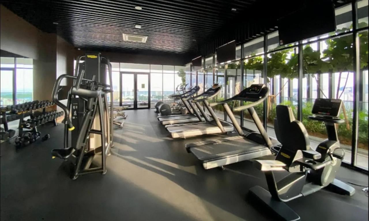 Skypool With Seaview 8Pax Beacon Executive Suites - Georgetown City Centre - 3Km To Komtar 外观 照片